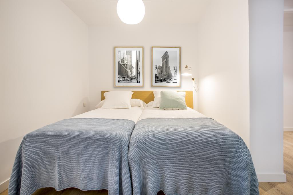 Slow Suites Luchana Madrid Chambre photo