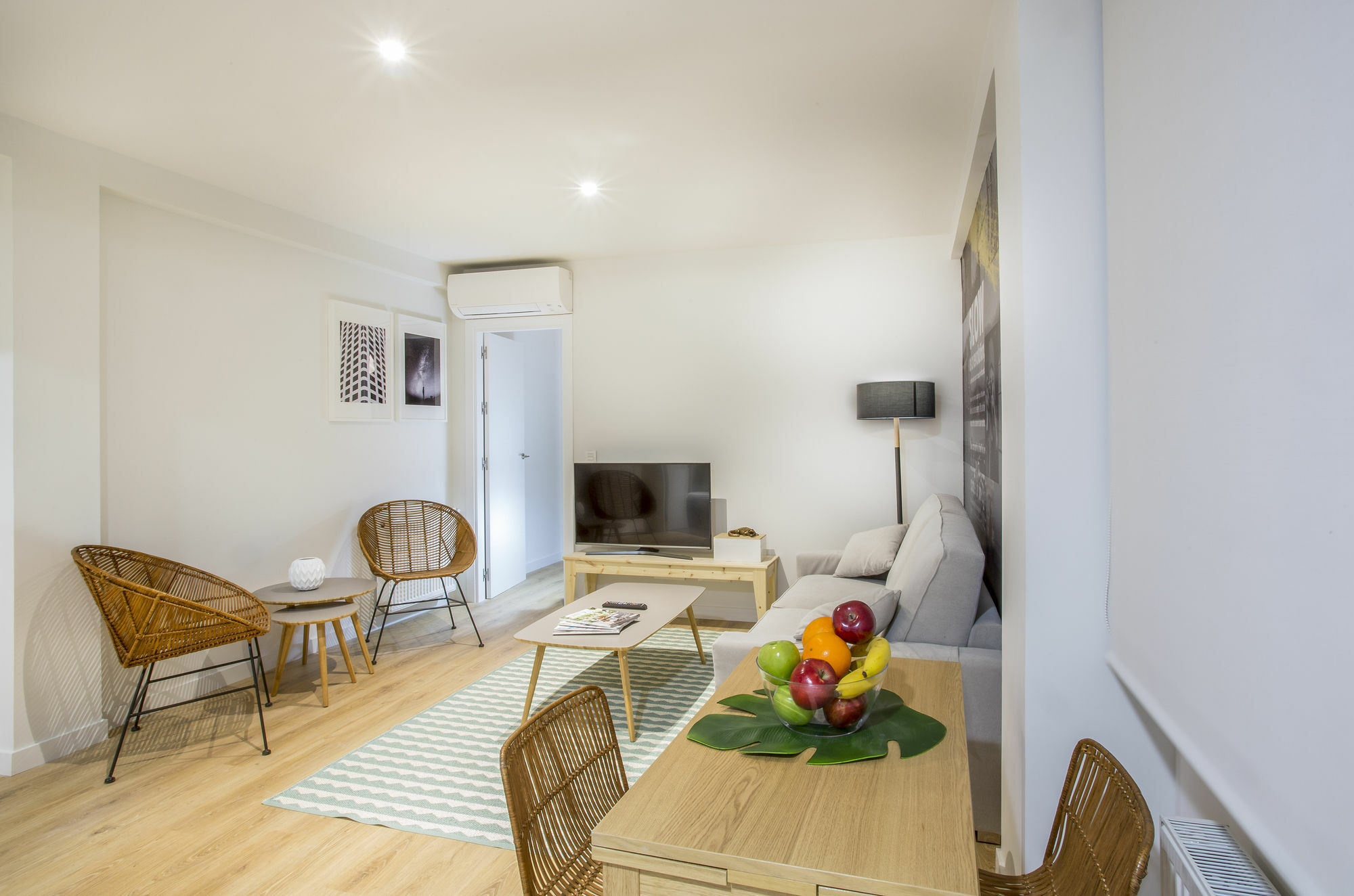 Slow Suites Luchana Madrid Extérieur photo