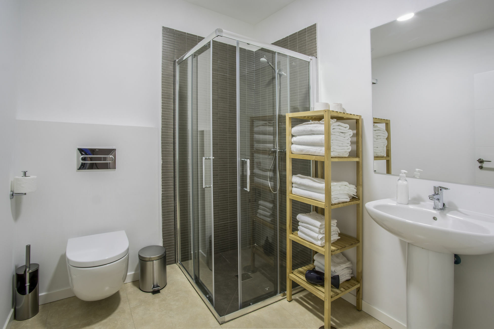 Slow Suites Luchana Madrid Extérieur photo